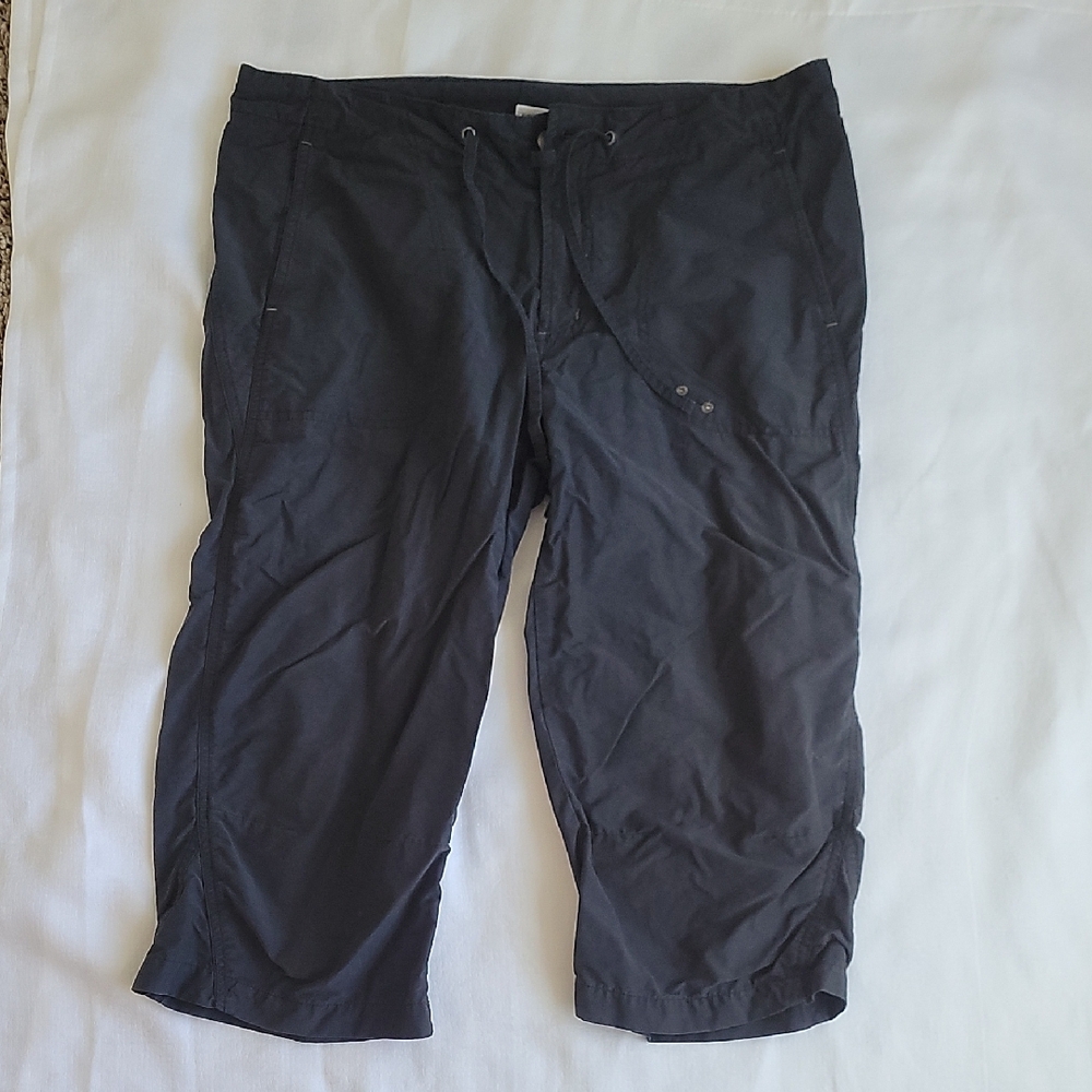 Columbia Women's Black Casual Capri